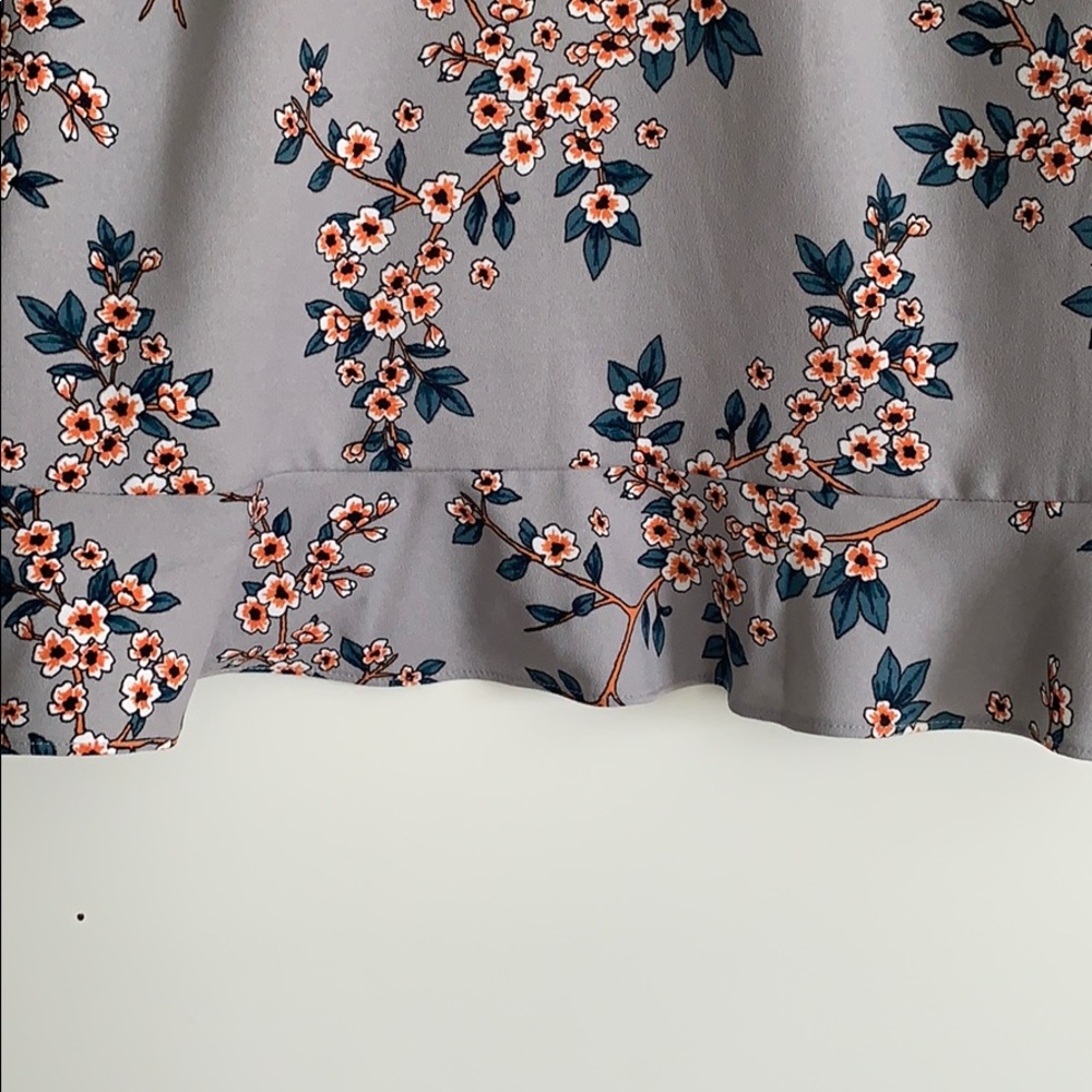 Patterned BR peplum top - Picture 5 of 5
